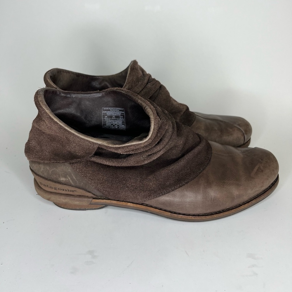 Patagonia Addie Espresso Brown 100% Leather Suede Ruffle Ankle Bootie Women 8.5